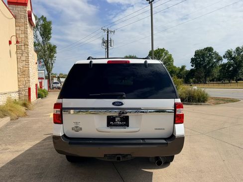 Used 2017 Ford Expedition King Ranch RWD image 4