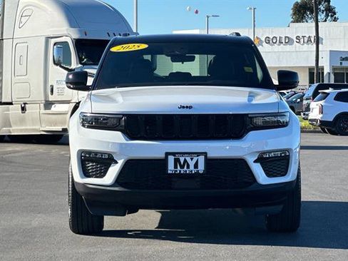 New 2025 Jeep Grand Cherokee Limited image 2