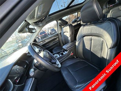 Certified 2021 Jeep Grand Cherokee L Limited image 15