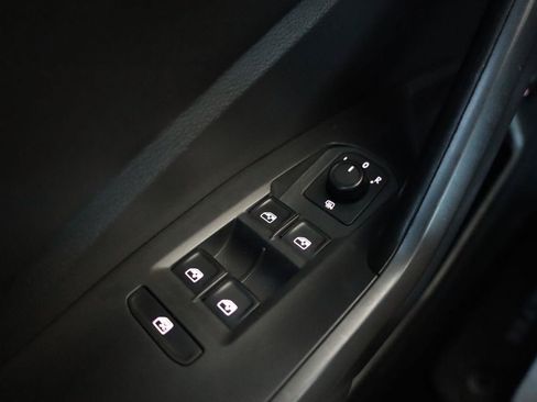 Used 2019 Volkswagen Jetta R-Line FWD image 34