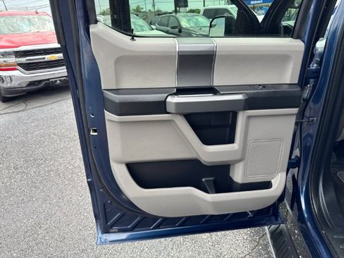 Used 2018 Ford F150 XLT w/ Equipment Group 302A Luxury AWD/4WD image 14