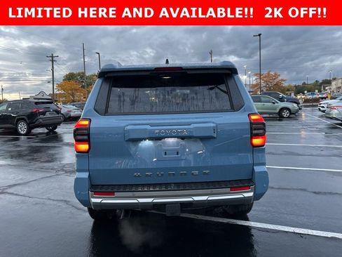New 2025 Toyota 4Runner Limited w/ Tow Technology Package AWD/4WD image 6