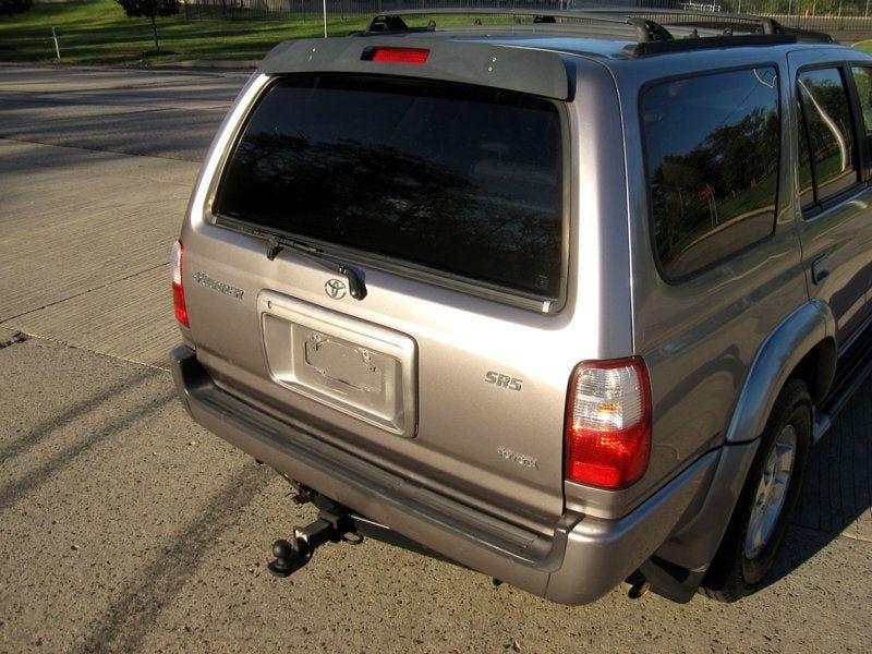 Used 2002 Toyota 4Runner SR5 RWD image 15