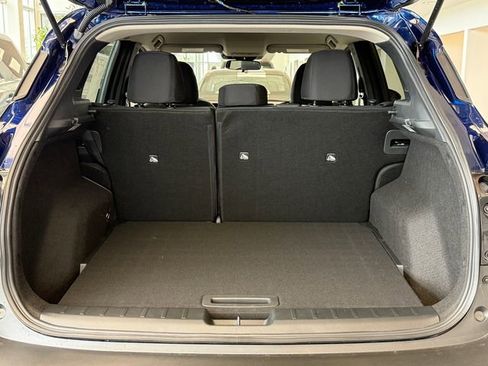 New 2026 Nissan Kicks SV w/ Cold Weather Package FWD image 28