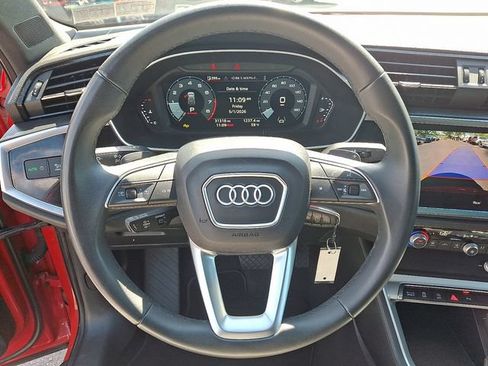 Used 2025 Audi Q3 2.0T Premium AWD/4WD image 19