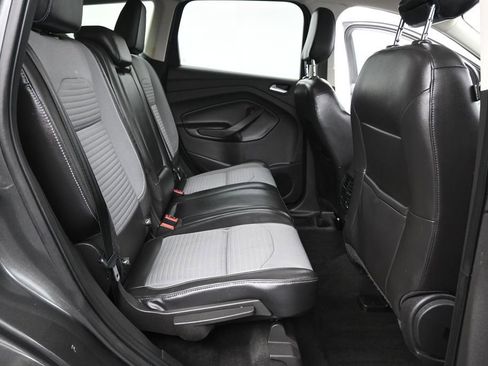 Used 2018 Ford Escape SE w/ SE Sport Appearance Package FWD image 21