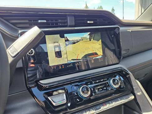 New 2026 GMC Sierra 2500 AT4 AWD/4WD image 34