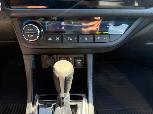 Used 2016 Toyota Corolla S Premium FWD image 13