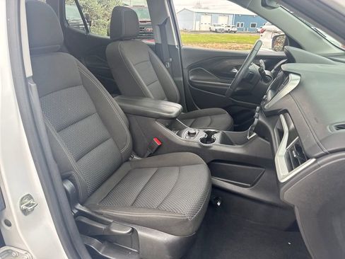 Used 2023 GMC Terrain SLE w/ Driver Convenience Package image 12
