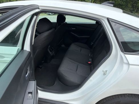 Used 2025 Honda Accord SE image 16