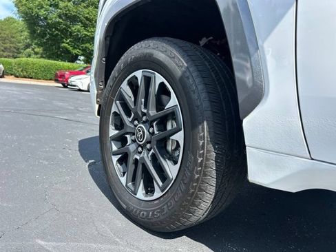 Used 2024 Toyota Tundra Limited AWD/4WD image 13