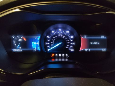 Used 2019 Ford Fusion SE w/ Equipment Group 151A FWD image 23