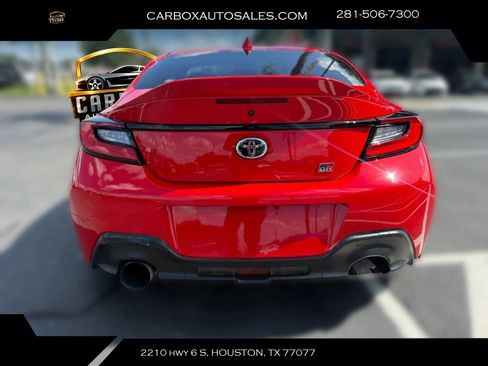 Used 2022 Toyota GR86 Premium RWD image 4