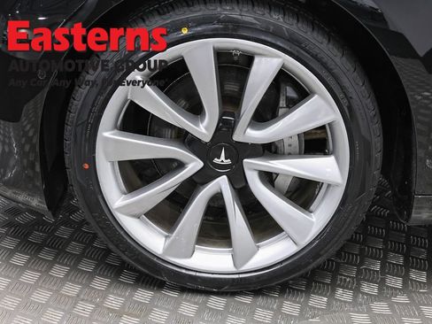 Used 2018 Tesla Model 3 Long Range AWD/4WD image 26