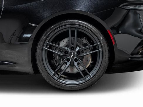 Used 2019 Aston Martin DBS Superleggera image 31