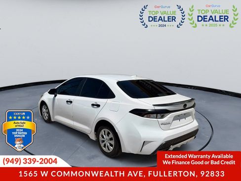 Used 2020 Toyota Corolla L FWD image 3