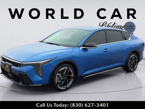 New 2025 Kia K4 GT-Line image 7