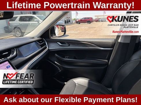 Used 2023 Jeep Grand Cherokee 4WD 4xe image 38
