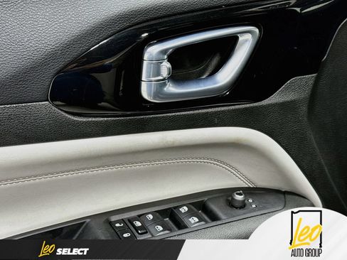 Used 2023 Jeep Compass Limited AWD/4WD image 20