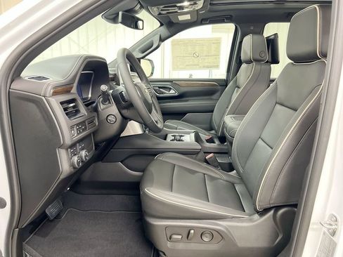 Used 2023 Chevrolet Tahoe Premier AWD/4WD image 20