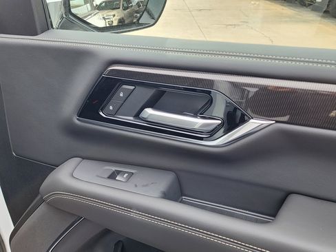 New 2026 GMC Yukon XL Elevation image 40