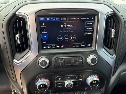 Used 2020 GMC Sierra 1500 SLT RWD image 23