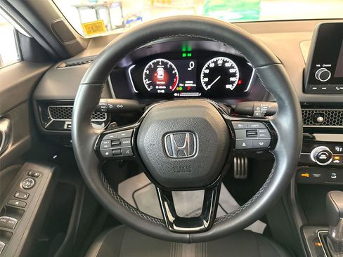 Used 2025 Honda Civic Sport image 11