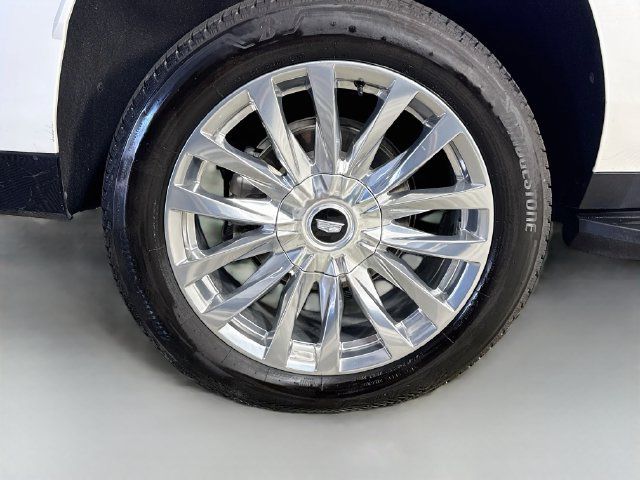 Used 2023 Cadillac Escalade ESV Premium Luxury AWD/4WD image 32