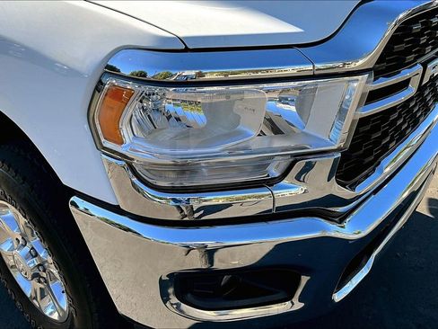 Used 2024 RAM 2500 Big Horn image 30