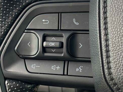 Used 2026 Toyota Tacoma SR5 AWD/4WD image 20