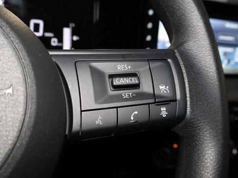 Used 2025 Nissan Kicks SV AWD/4WD image 20