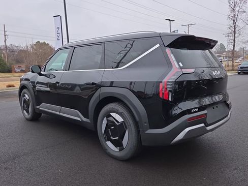 New 2026 Kia EV9 Wind AWD/4WD image 3