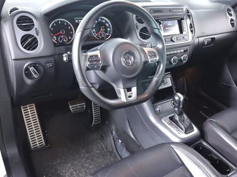 Used 2014 Volkswagen Tiguan R-Line AWD/4WD image 9