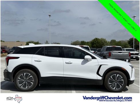 New 2026 Chevrolet Blazer EV LT FWD image 3