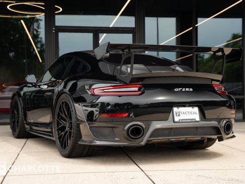 Used 2018 Porsche 911 GT2 RS RWD image 16
