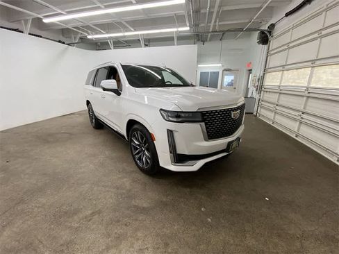 Used 2021 Cadillac Escalade Premium Luxury w/ Driver Assist Tech Package image 8