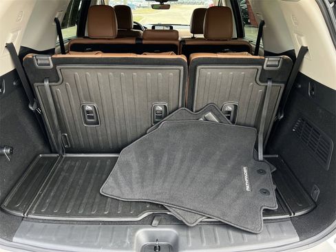 Certified 2024 Nissan Pathfinder Platinum w/ Cargo Package image 28