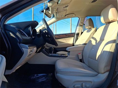 Used 2019 Subaru Outback 2.5i Limited image 13