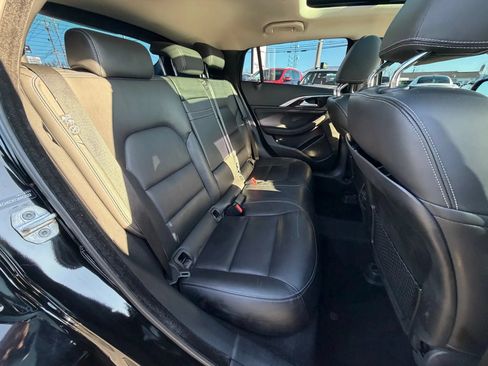 Used 2018 INFINITI QX30 Premium w/ Navigation Package AWD/4WD image 12