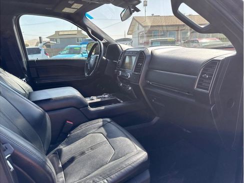 Used 2018 Ford Expedition Limited w/ Equipment Group 301A AWD/4WD image 10