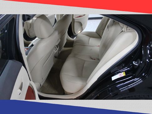 Used 2011 Lexus ES 350 image 25