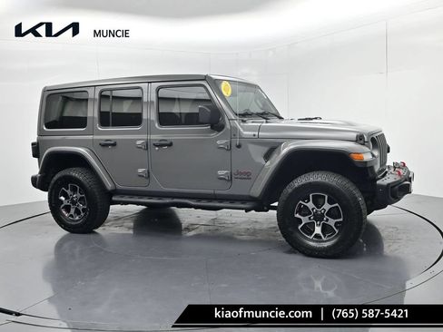 Used 2018 Jeep Wrangler Unlimited Rubicon AWD/4WD image 1
