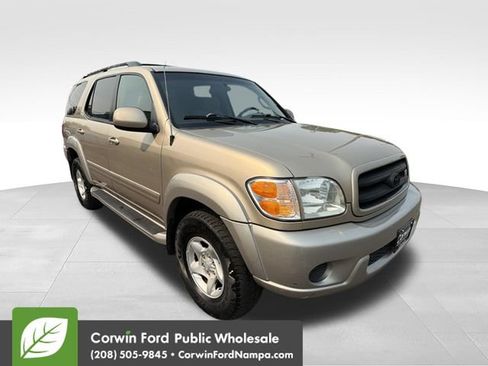 Used 2001 Toyota Sequoia SR5 AWD/4WD image 3