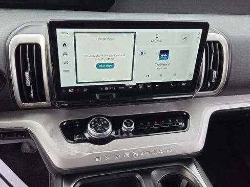 New 2026 Ford Expedition Active RWD image 18