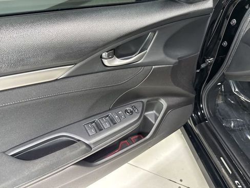 Used 2017 Honda Civic EX image 10