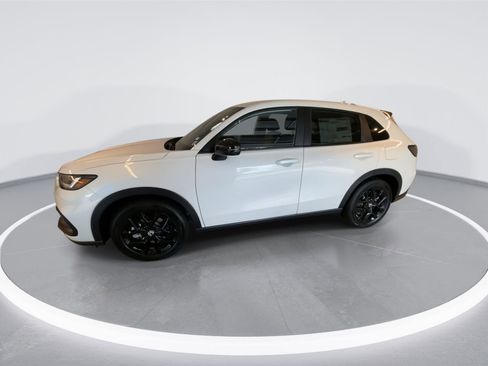 New 2025 Honda HR-V Sport image 4