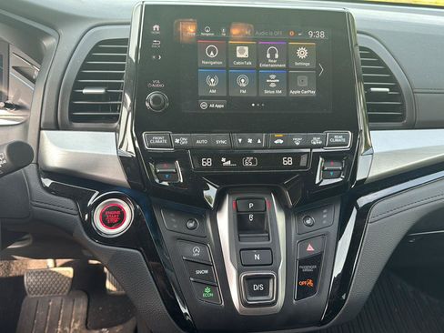 Used 2024 Honda Odyssey Touring image 13