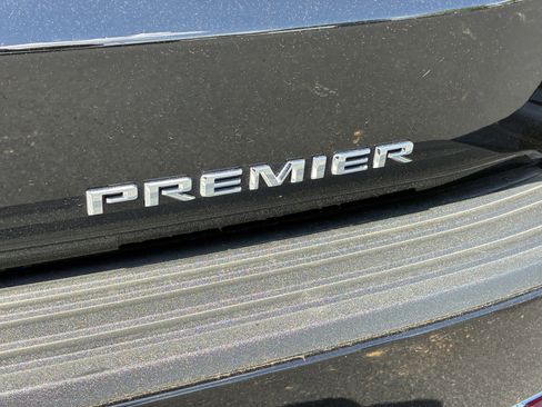 Used 2026 Chevrolet Tahoe Premier image 11