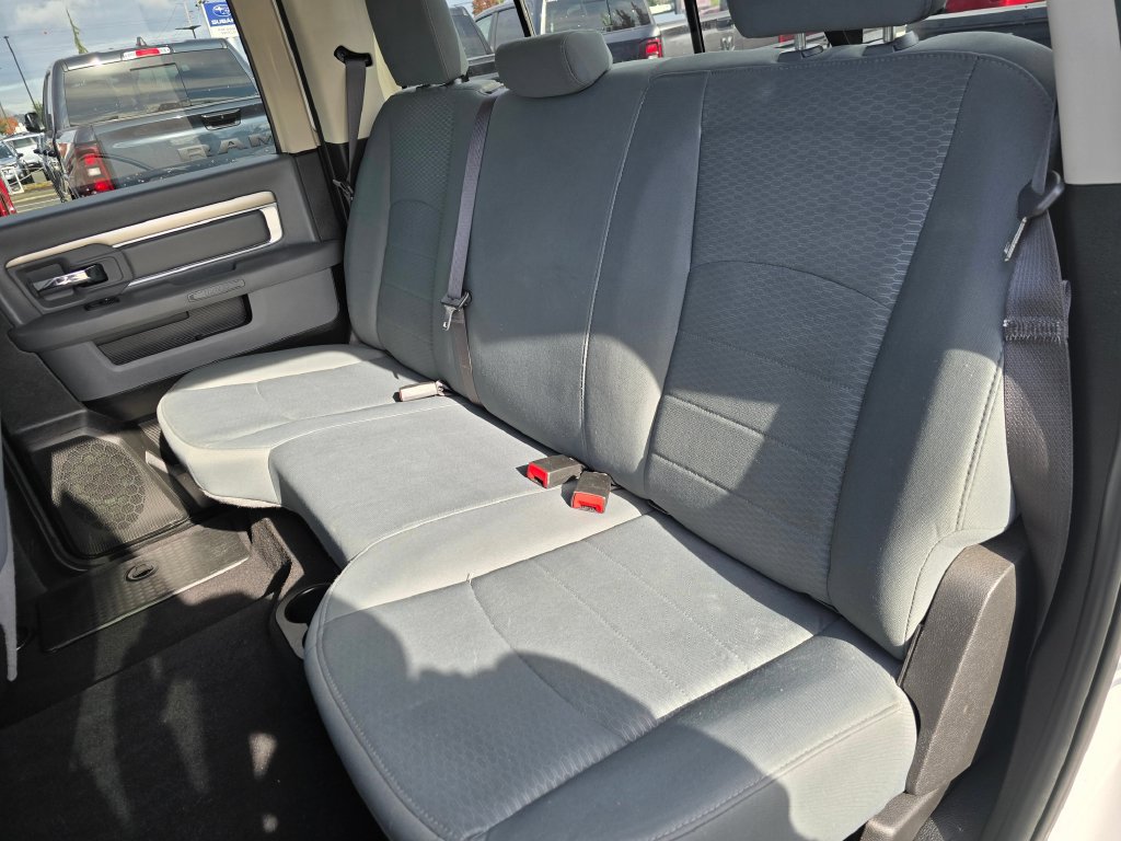 Used 2019 RAM 1500 Classic SLT AWD/4WD image 19