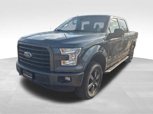 Used 2016 Ford F150 XLT w/ Equipment Group 302A Luxury image 34